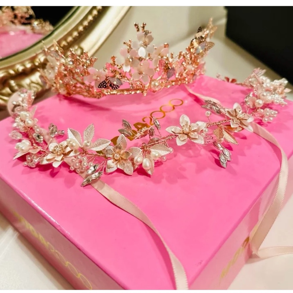 Tiara, crown Moda 2000 for quinceañera